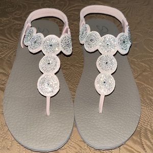 Sketchers with Yoga Foam size 9.